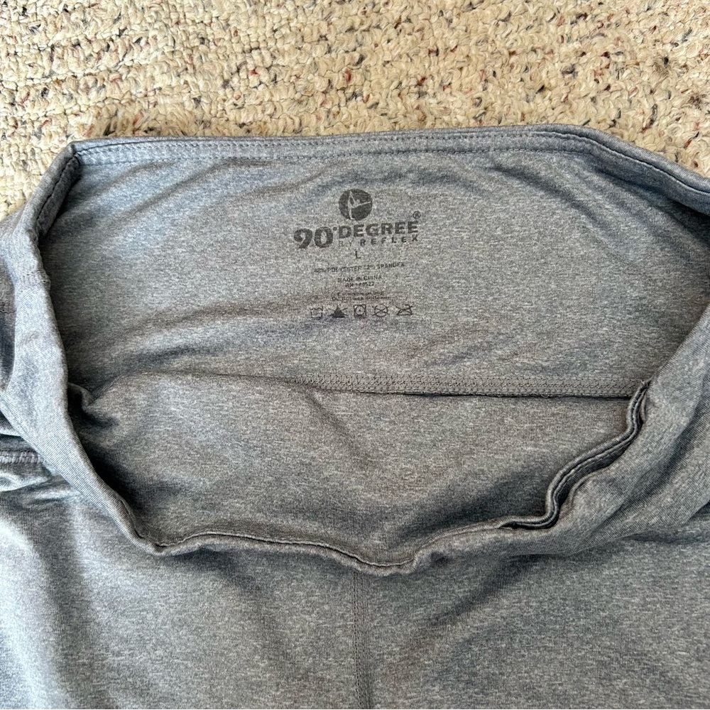 90 Degree By Reflex Gray Leggings